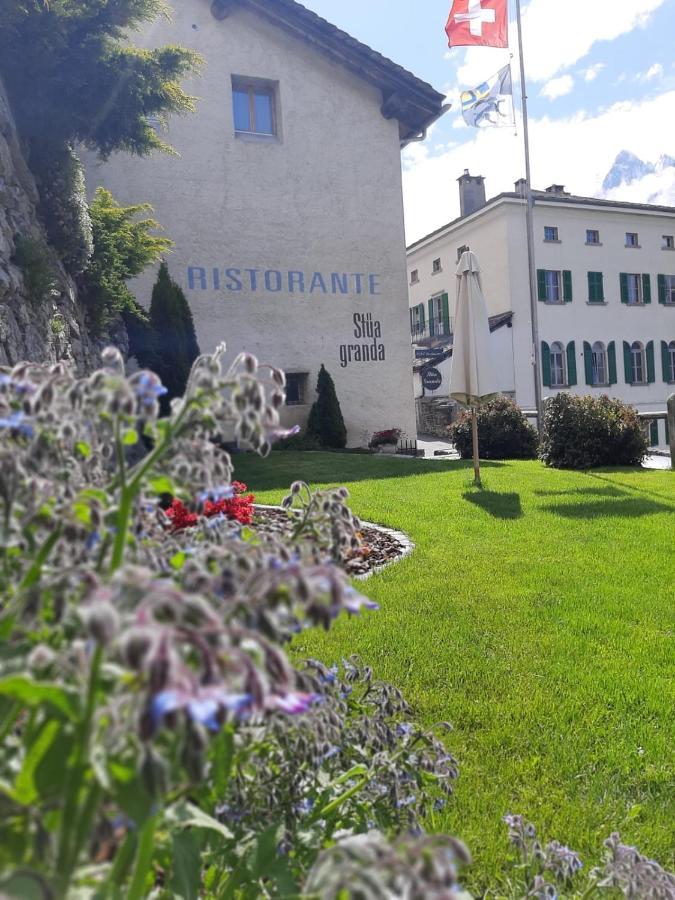 Hotel Stuea Granda Soglio Exterior foto