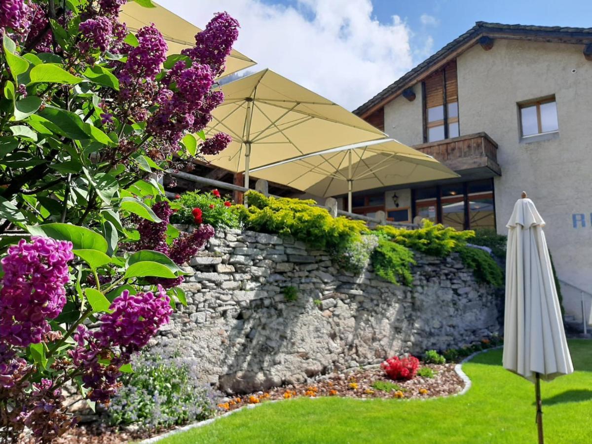 Hotel Stuea Granda Soglio Exterior foto