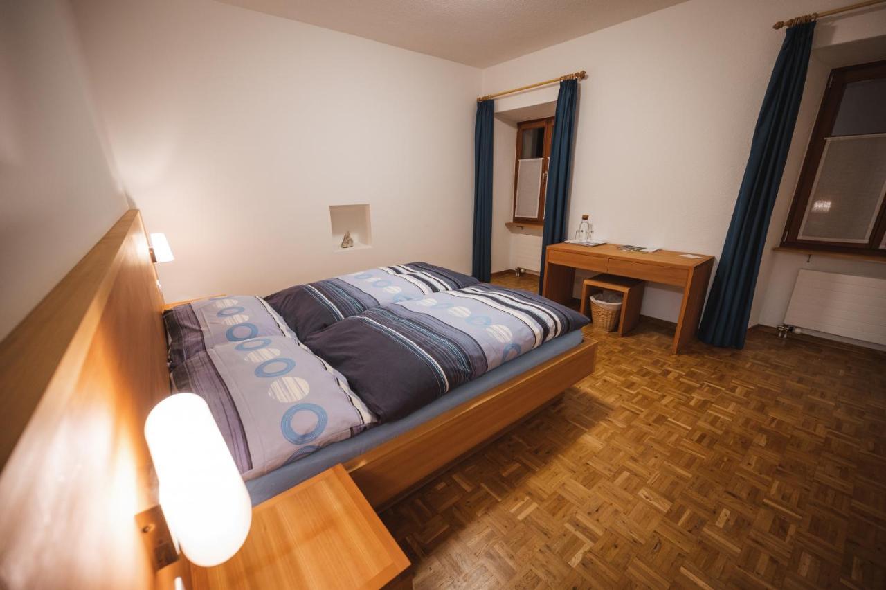 Hotel Stuea Granda Soglio Exterior foto