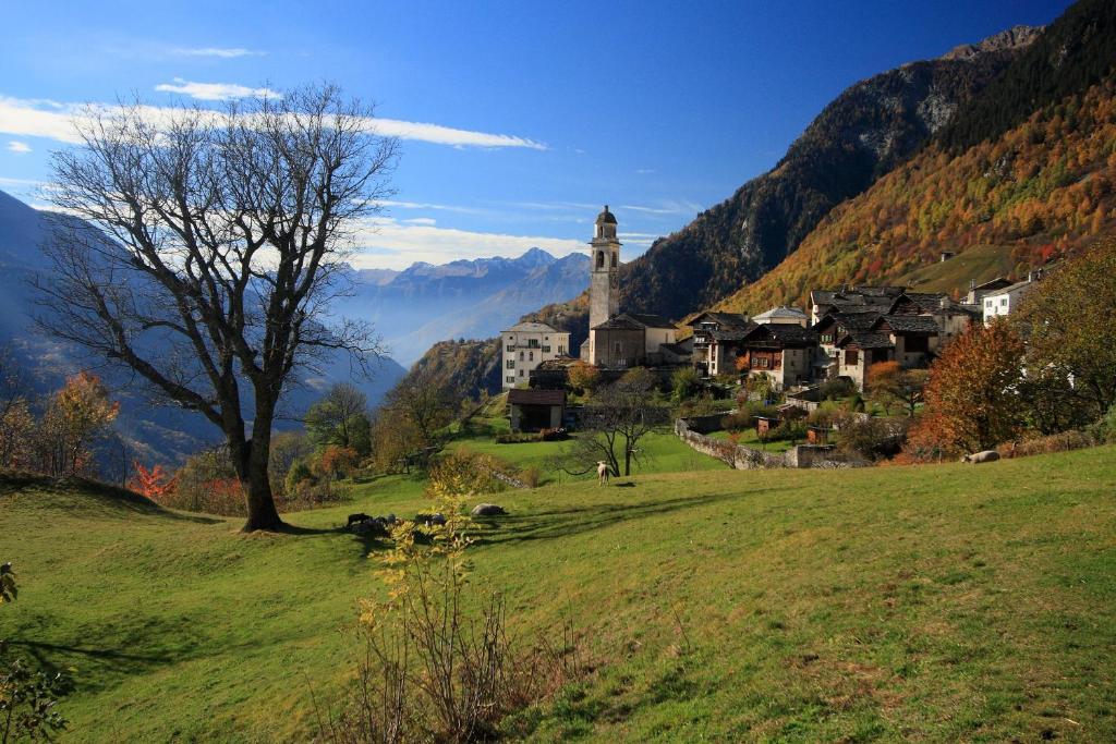 Hotel Stuea Granda Soglio Exterior foto